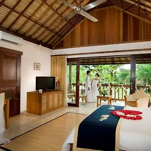 https://elephant-safari-park-lodge.ubudhotelsnow.com